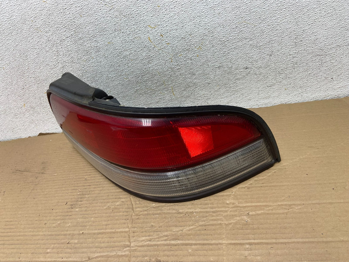 1995 - 1997 Toyota Avalon Right Passenger RH Side Tail Light AH2452 DG2