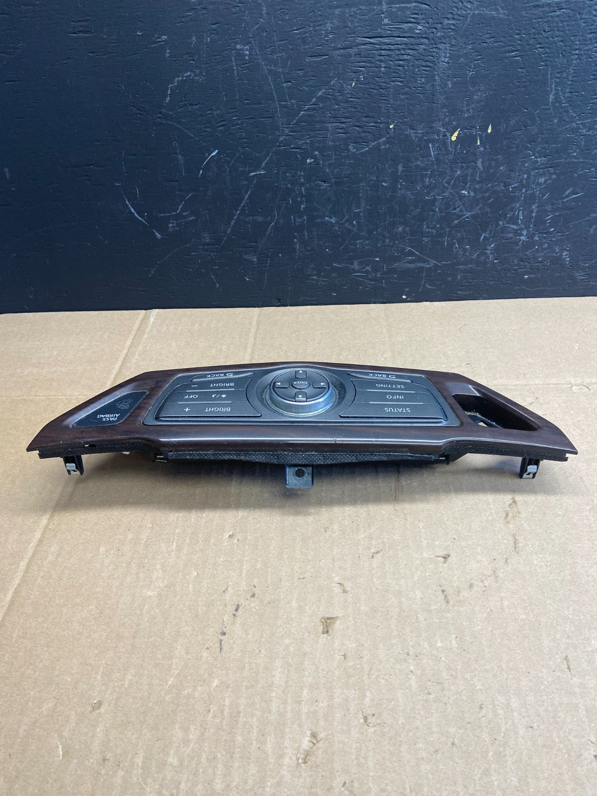 2013 to 2018 Nissan Pathfinder Radio Audio Information Control OEM AB9261 DG3