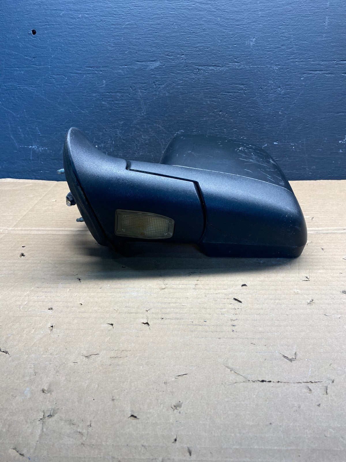 2003 to 2005 Lincoln Aviator Left Driver Side Door Heated Mirror AC8767 DG3