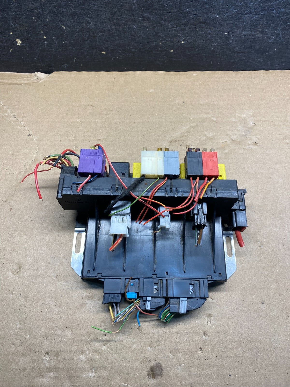 2000 - 2006 Mercedes W215 S430 Front Left SAM Fuse Box Control ai0138 DG2