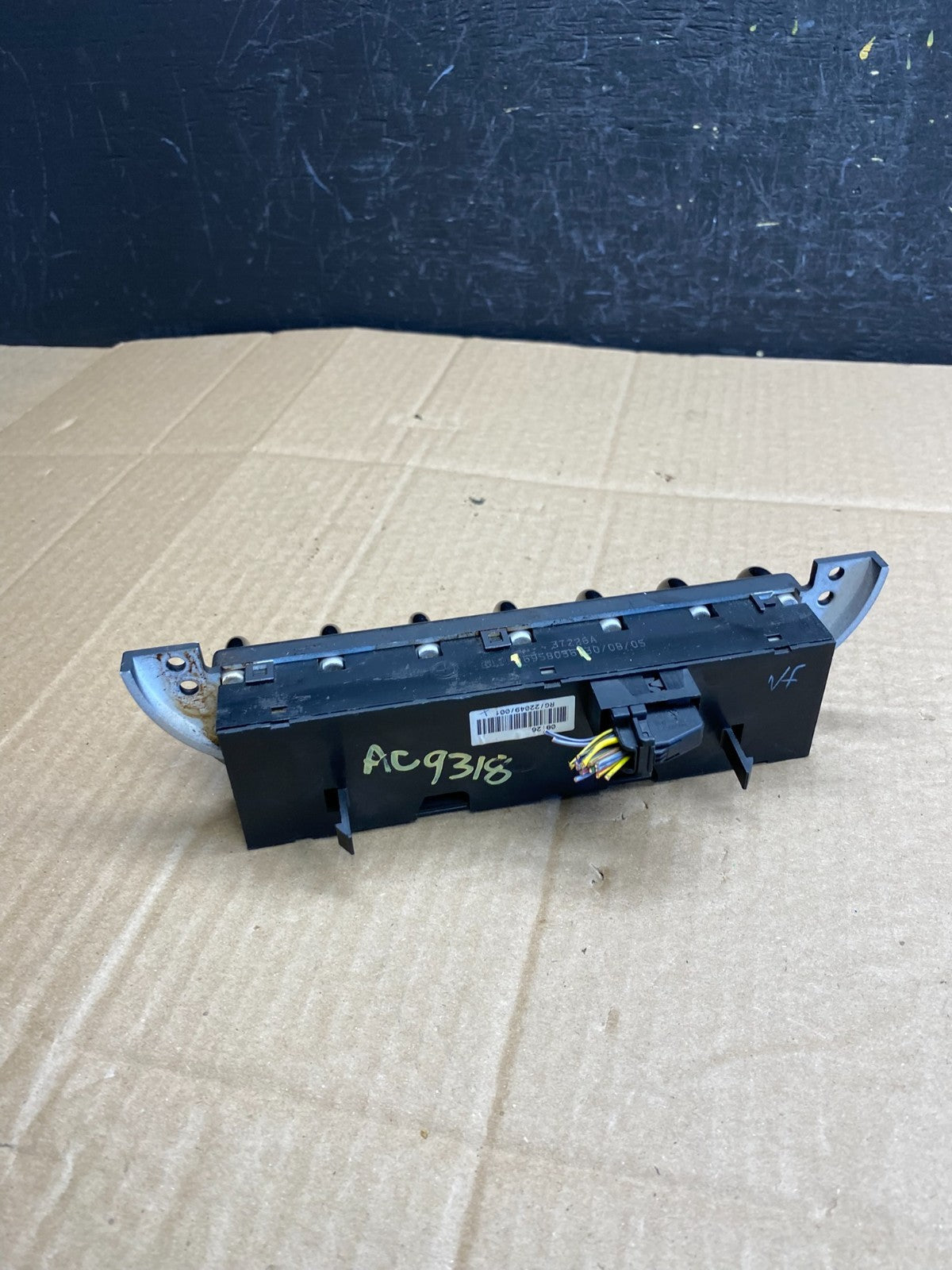 2002 - 2008 Mini Cooper Center Window Control Lock Switches Panel AC9318 DG3