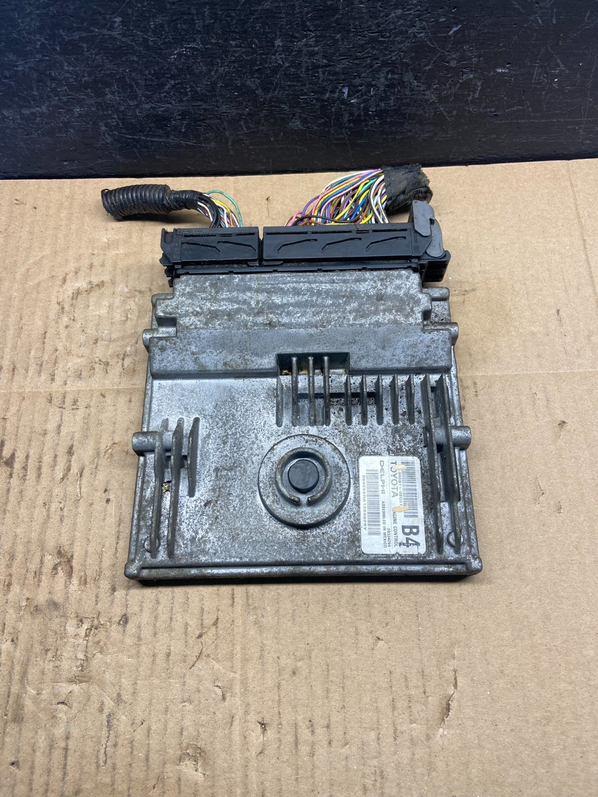 2011 to 2012 Toyota Corolla Engine Control Computer ECU PCM AD2986 DG0
