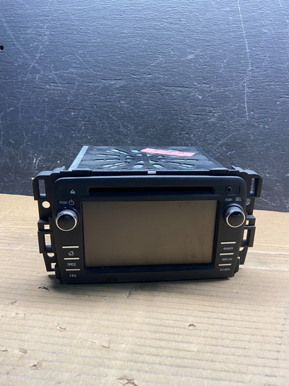 2013 to 2017 Chevrolet Traverse Am Fm Cd Player Radio Screen Display AE2546 DG0