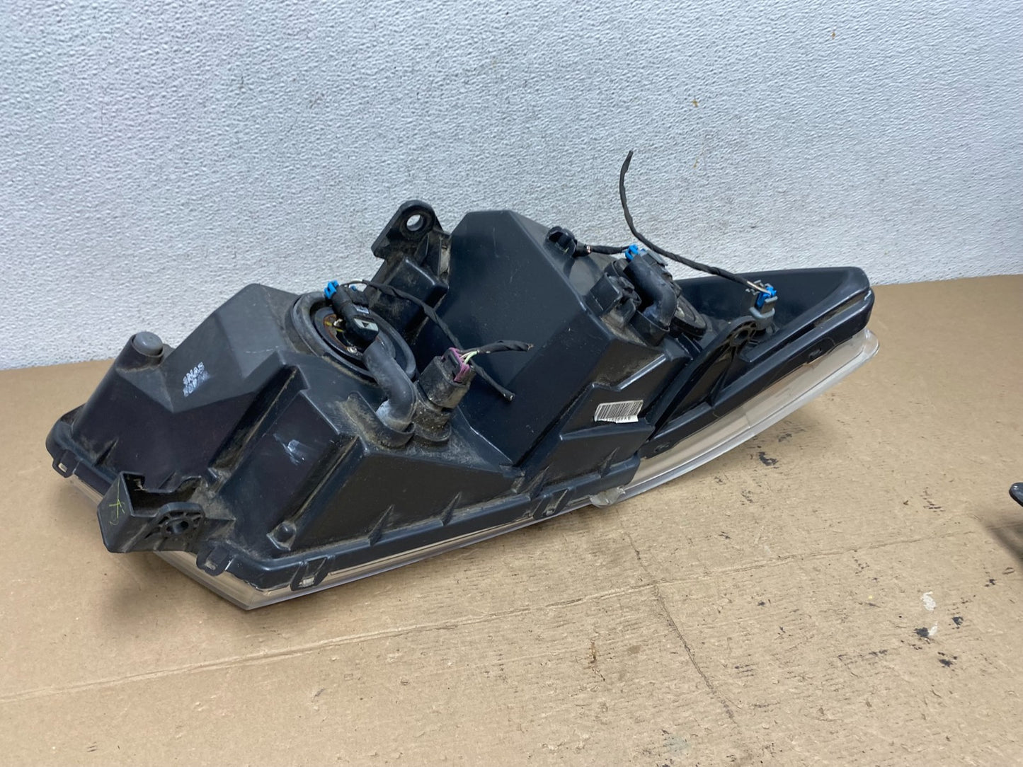2009 to 2017 Dodge Journey Headlight Left Driver Lh Side Halogen AF5113 DW3