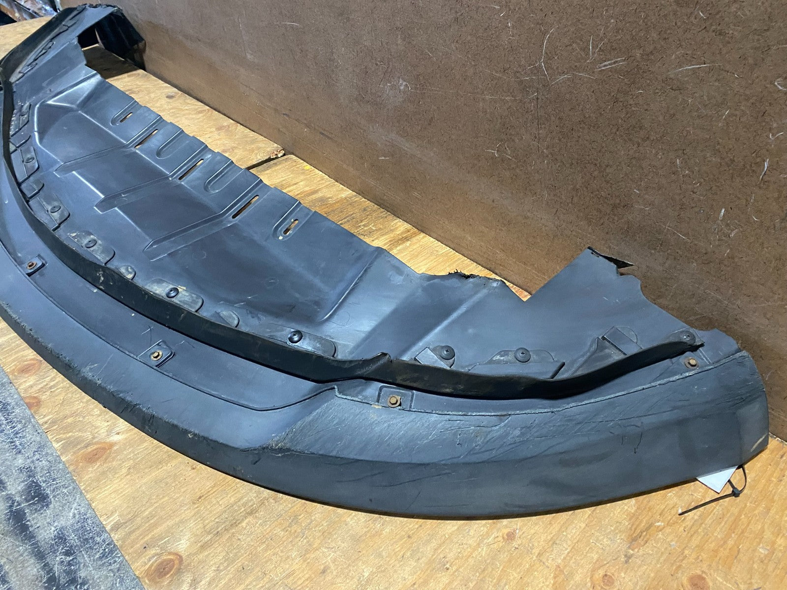 2010 to 2012 Ford Taurus Front Lower Bumper Valance Air Dam Deflector Z5973 PS4