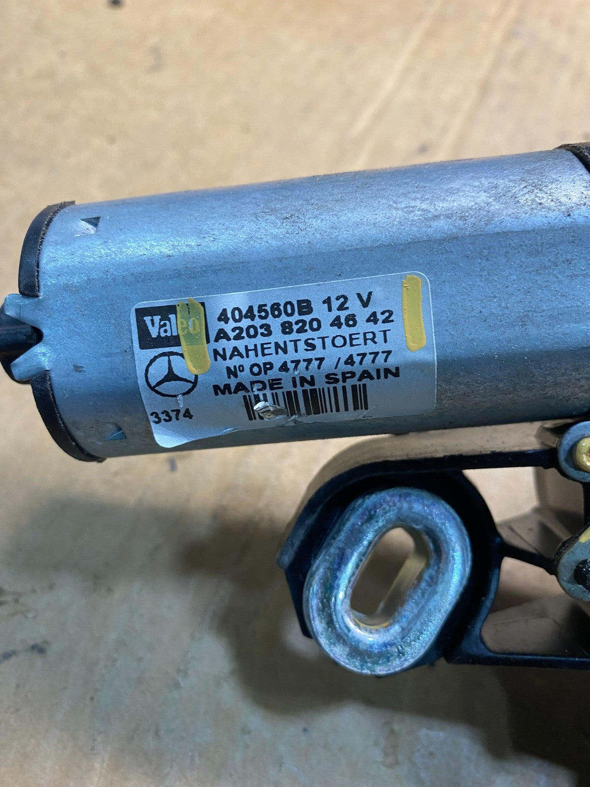 2001-2005 C240 C320 W203 Rear Glass Windshield Wiper Motor y1442 DG6