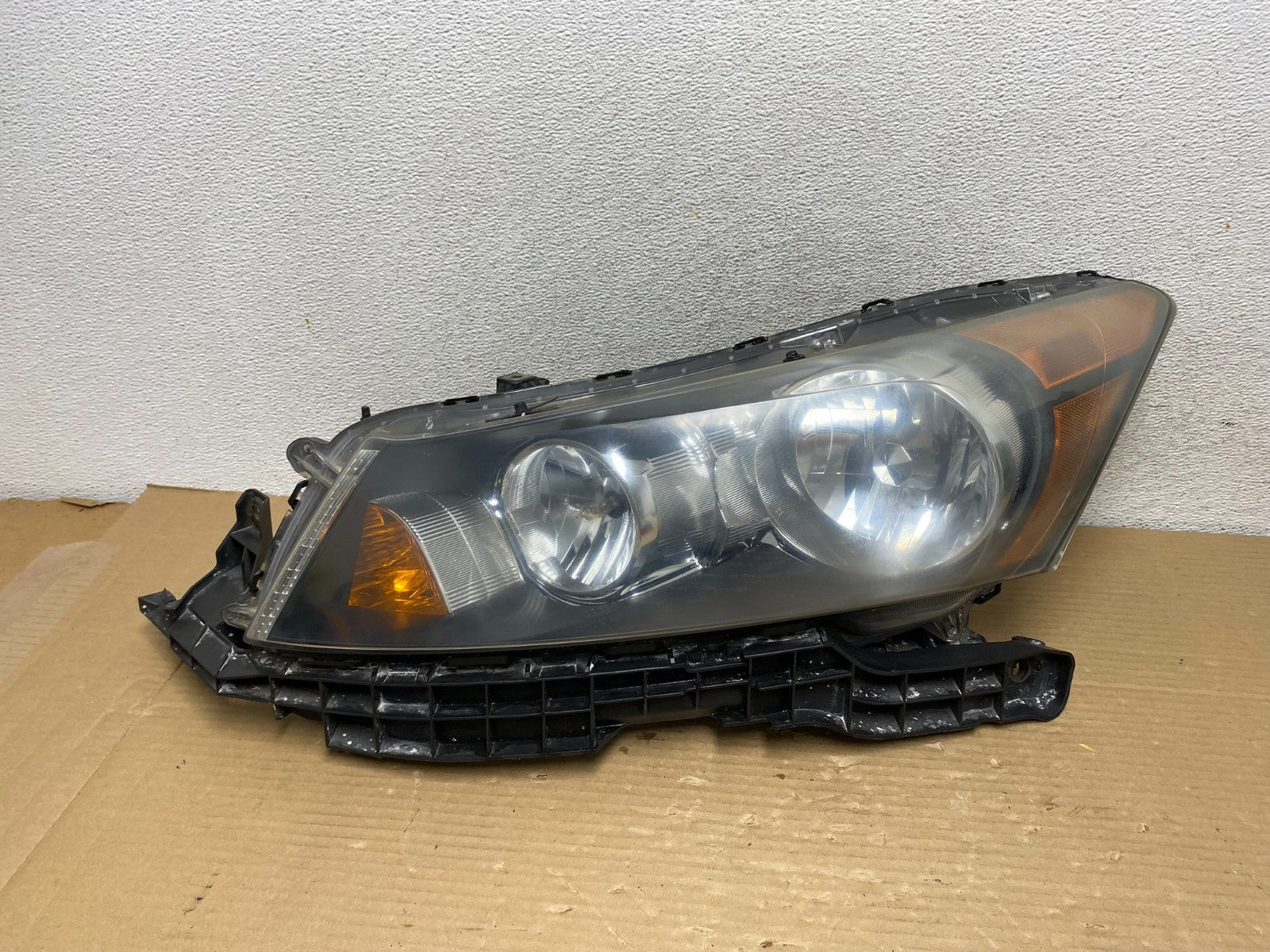 2008 to 2012 Honda Accord Sedan Headlight Left Driver Lh Side AH0553 DW0