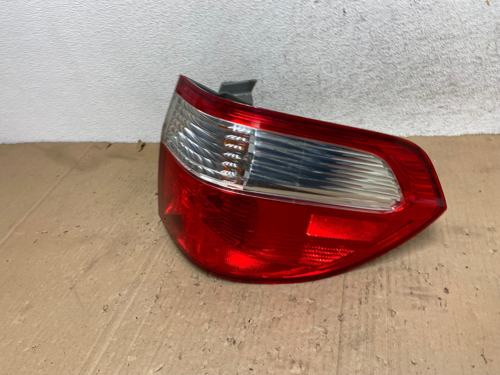 2005 2006 2007 Honda Odyssey Right Passenger RH Side Tail Light AE9329 LK1