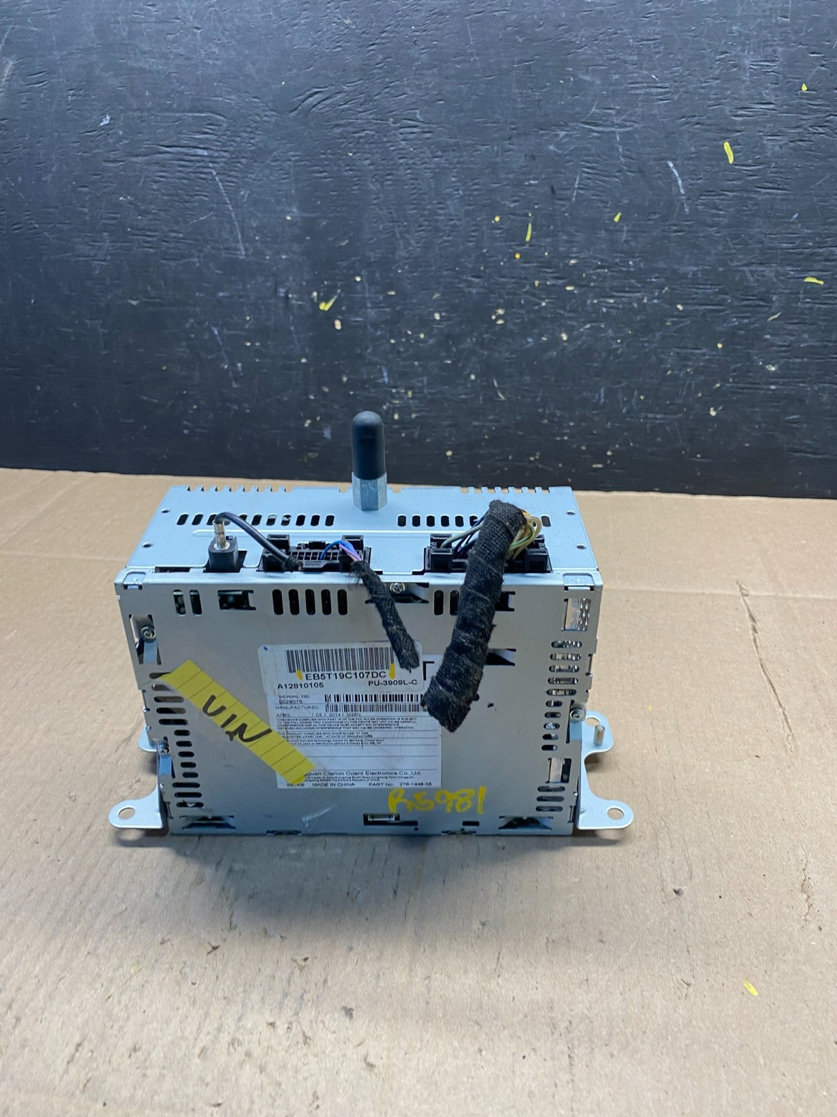 2014 2015 Ford Explorer Audio Equipment Radio Receiver AM FM CD r5981 DG5