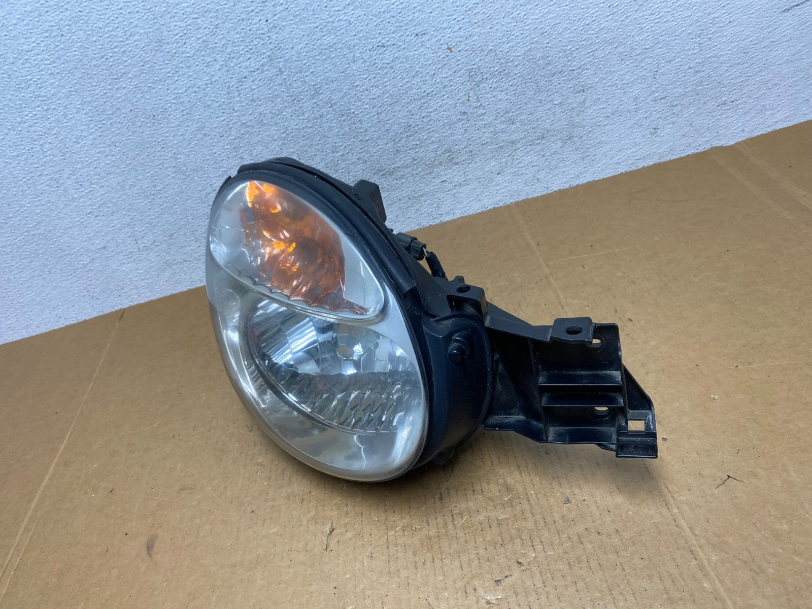 2002 to 2003 Subaru Impreza Right Passenger RH Halogen Headlight AD9184 DW1