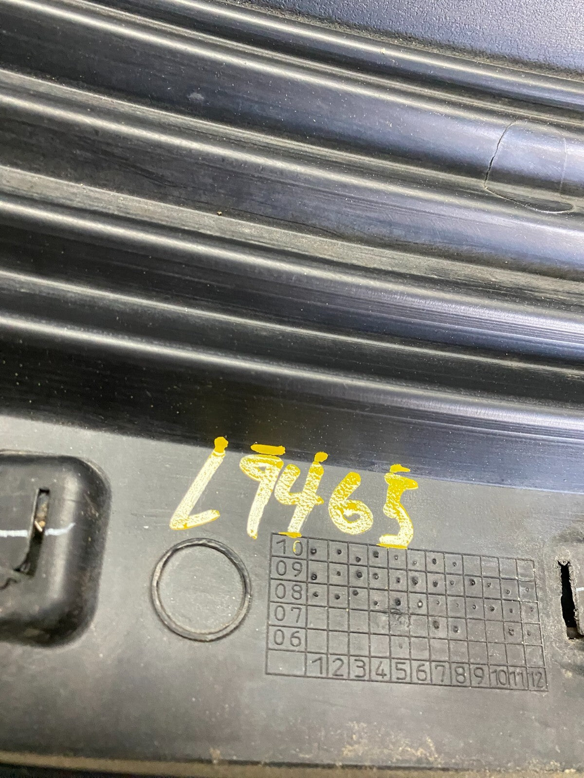 2009 to 2010 Dodge Journey Chrome Front Upper Grill Grille OEM L9465 DG10