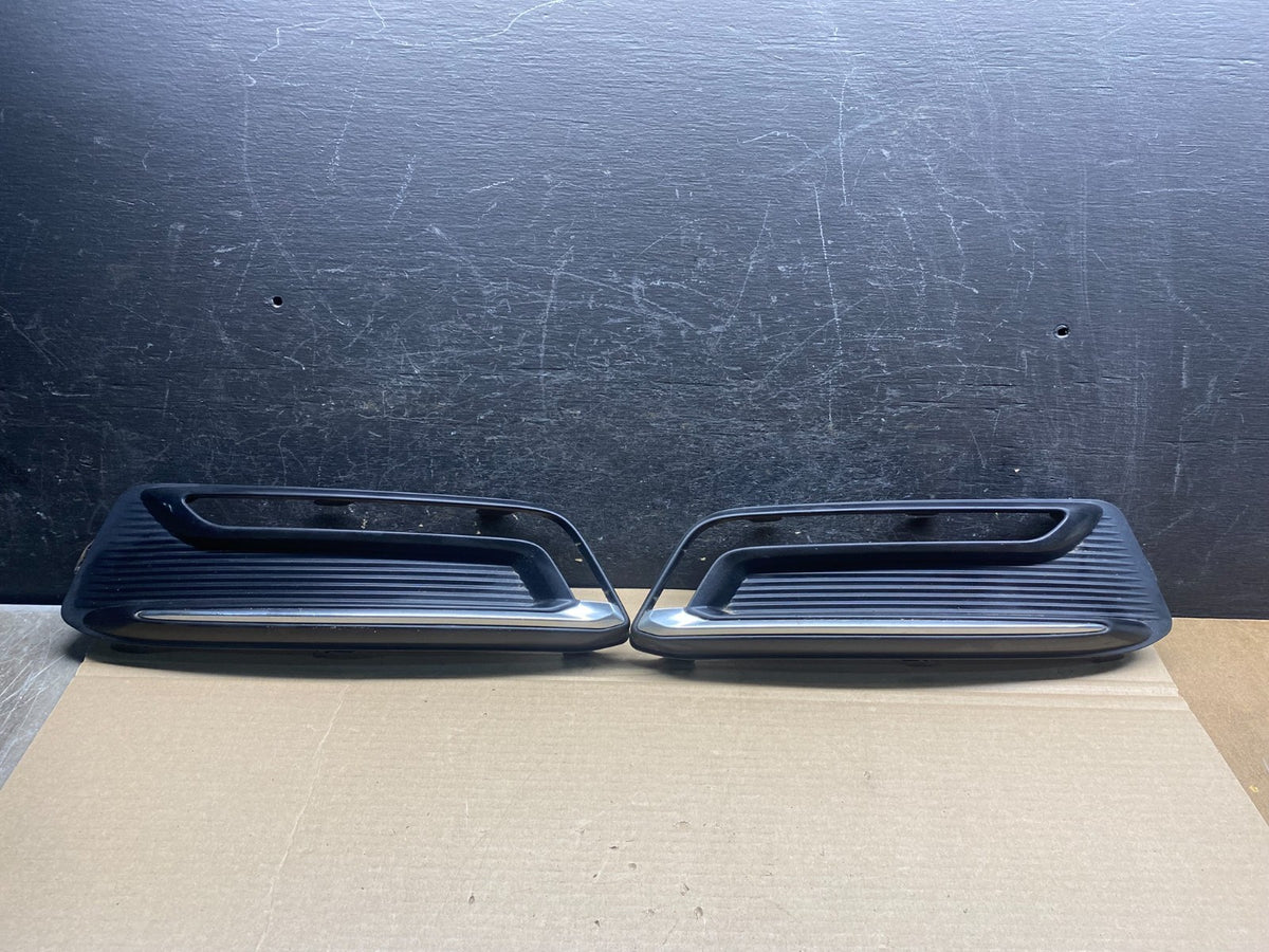 2014 to 2020 Chevrolet Impala Left+Right Side Fog Lights Bezel Cover AH7595 DG0