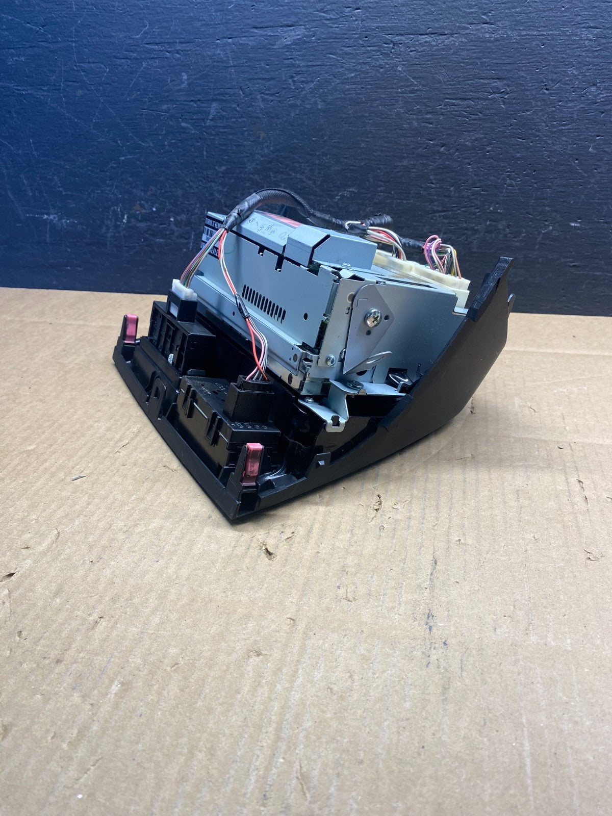 2006 to 2009 Toyota Prius Radio Stereo Receiver Screen Display AD1573 DW2