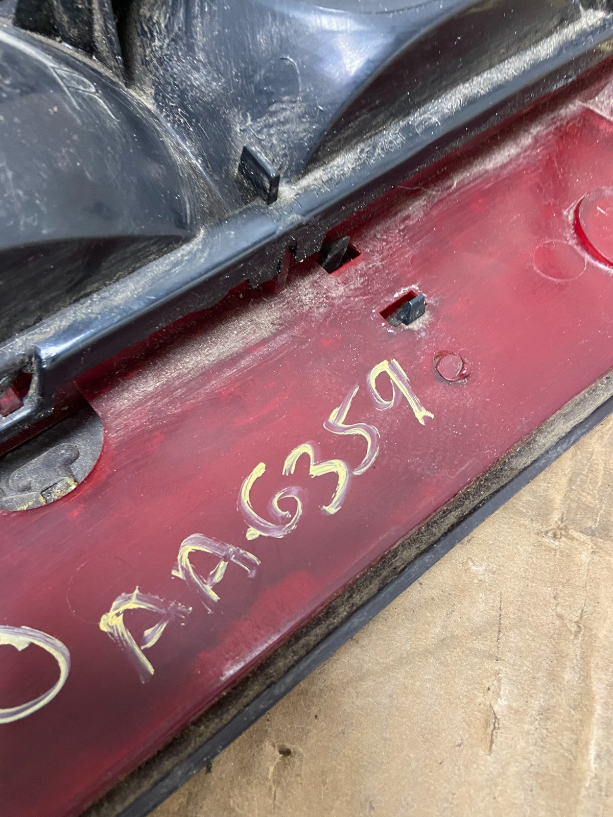 1993 1994 Buick Regal 4 Door Sedan Left Driver Side Tail Light AA63598