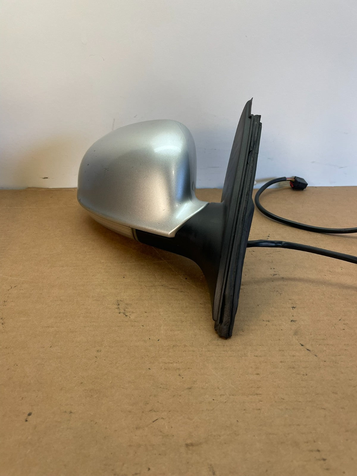 2006-2010 Volkswagen Jetta right Driver View Door Mirror AG1964 DG1