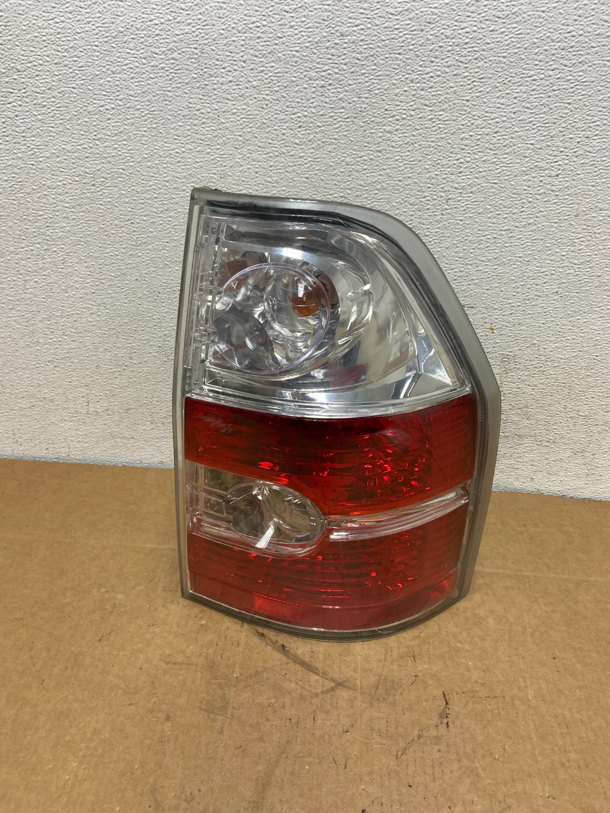 2004 2005 2006 Acura Mdx Right Passenger Side Rh Tail Light AD6051 DW0