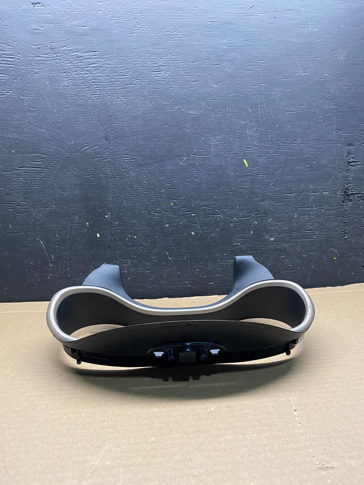 2014 - 2017 Jeep Cherokee Speedometer Cluster Trim Bezel OEM 1YR31TRMAB L2163 DG3