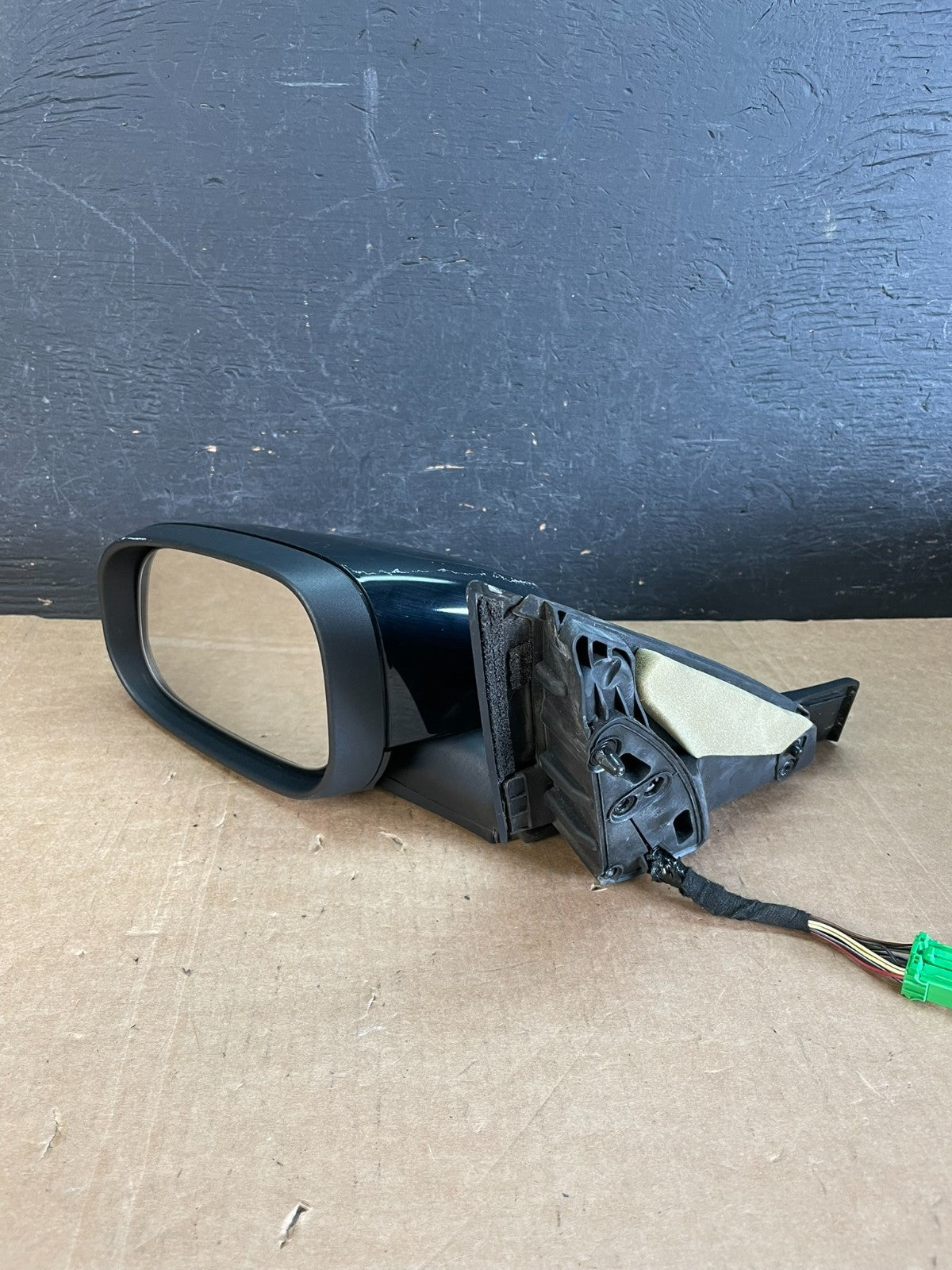 2007 to 2011 Volvo S80 Left Driver LH Side View Door Mirror AE8333 DW2