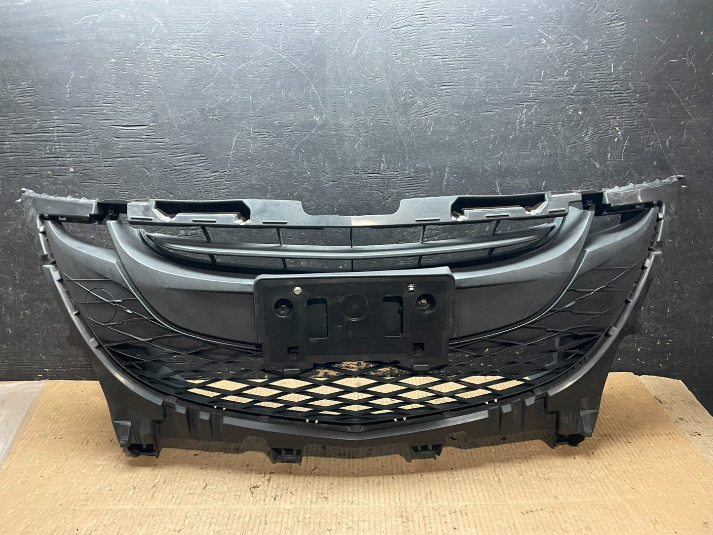 2012 to 2015 Mazda 5 Front Upper Grille Grill OEM Y6549 DG0