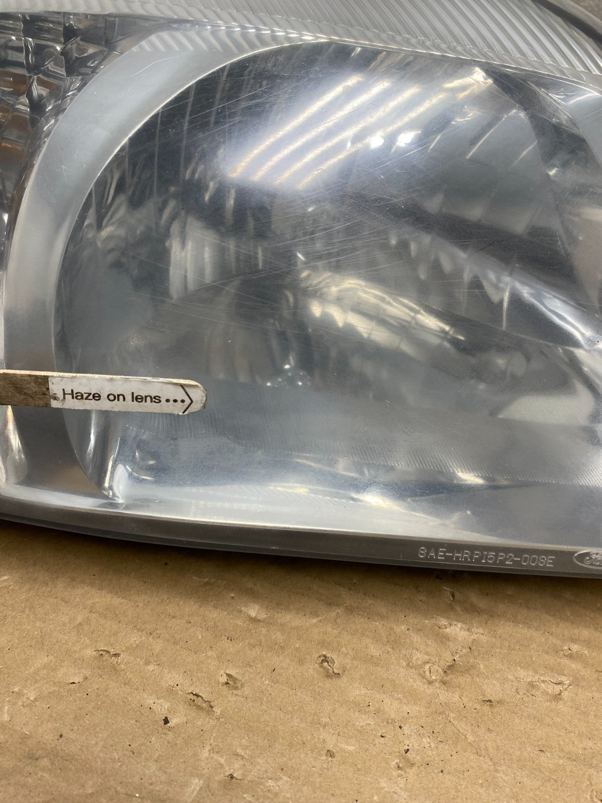 2000 to 2005 Mercury Sable Left+Right Side Halogen Headlights AG9233 DW6