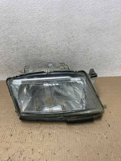 1999 - 2003 Saab 9-3 Front Right Passenger Side Headlight AI2280 DW0