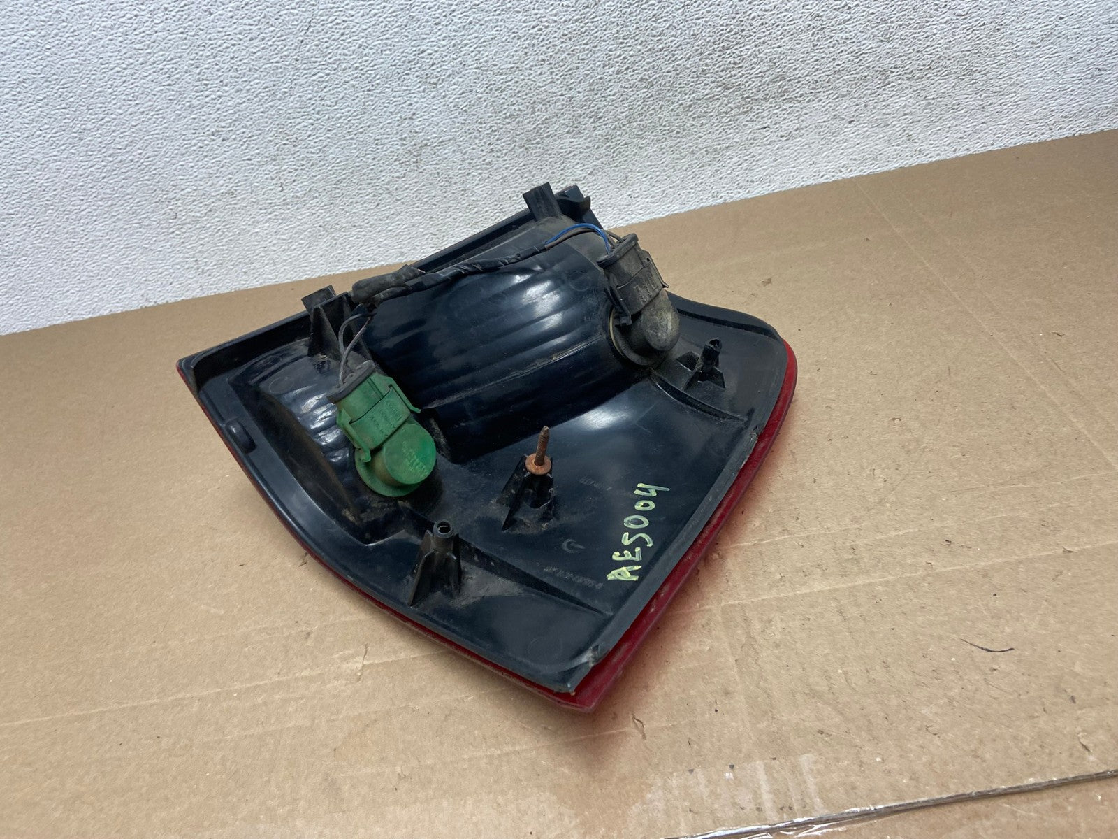 2002 to 2005 Ford Explorer Left Driver Lh Side Tail light AE5004 LK6
