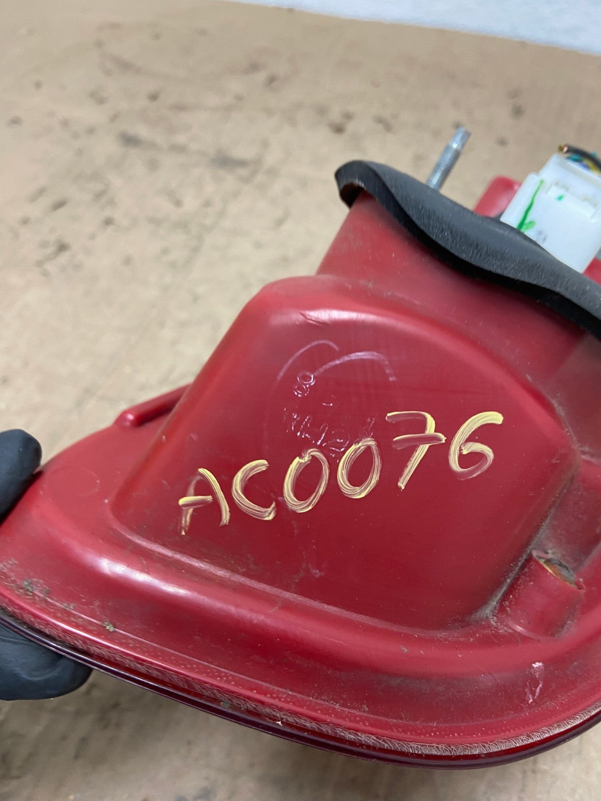 2007 2008 2009 Hyundai Santa Fe Right Passenger Tail Light Inner Oem AC0076 LK7