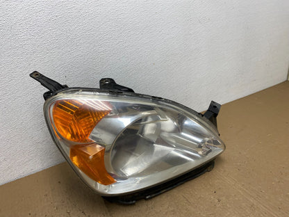 2002 to 2004 Honda CRV CR-V Right Passenger RH Halogen Headlight AC7254 DW2