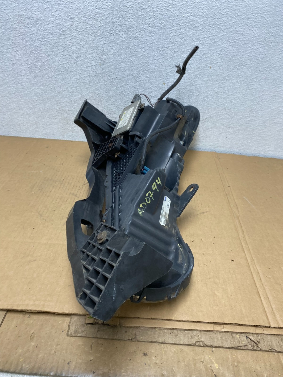 2009 to 2011 Acura TL Headlight Left Driver LH Side Xenon HID TYC AD0794 DW9
