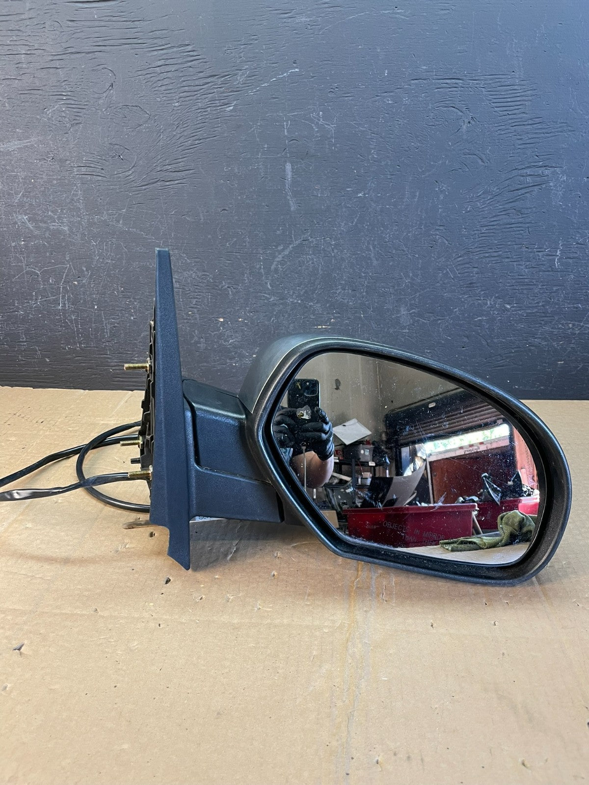 2010 to 2014 Chevrolet Tahoe Suburban Right Passenger Door Mirror AC9778 DW4