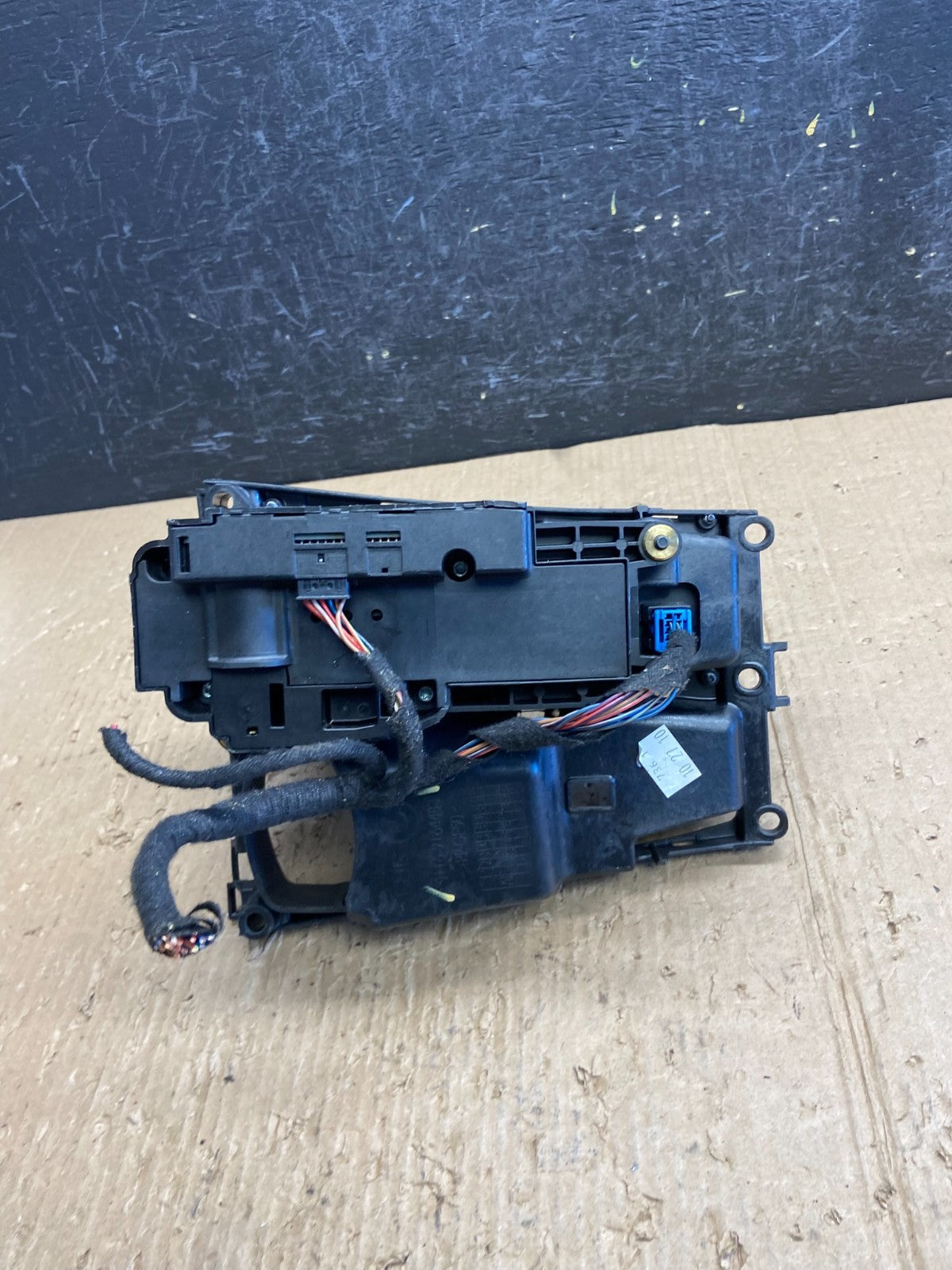 2007 to 2013 BMW X5 E70 Shift Shifter Selector Gear W/ Bezel AF1723 DG5