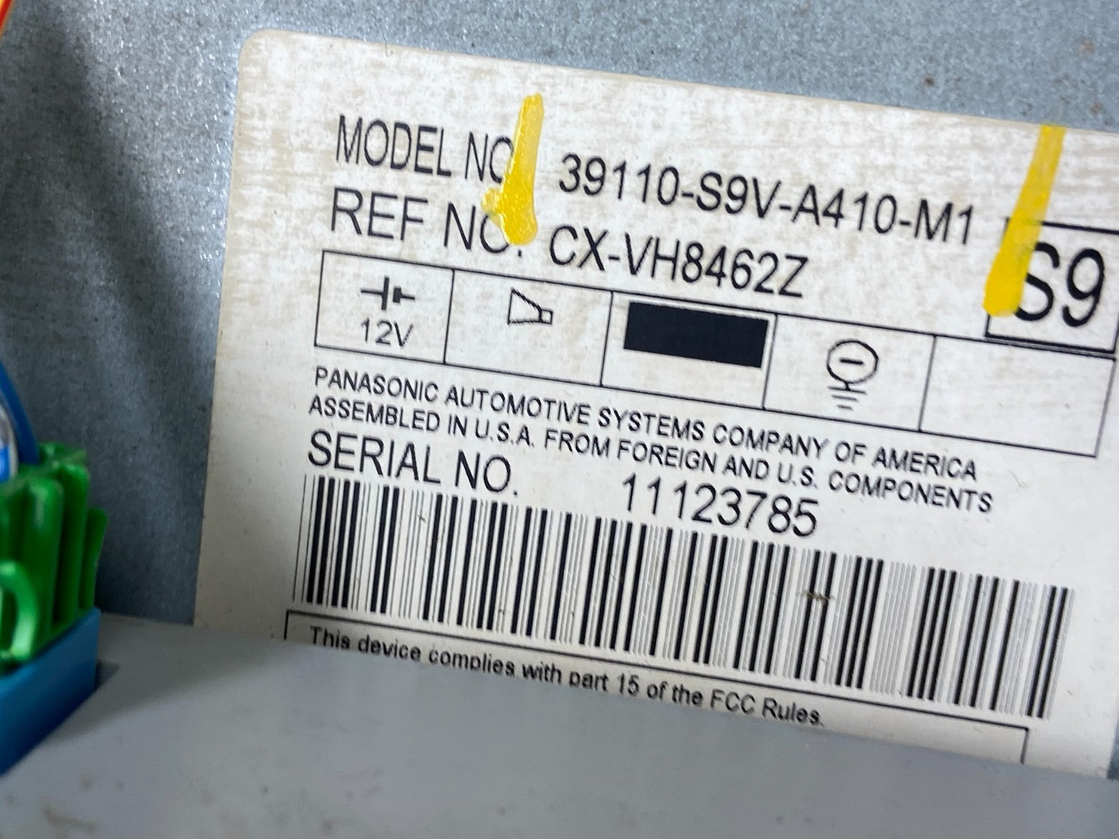 2005  Honda Pilot AM FM CD Audio Radio Player Climate Control W3136 DG5