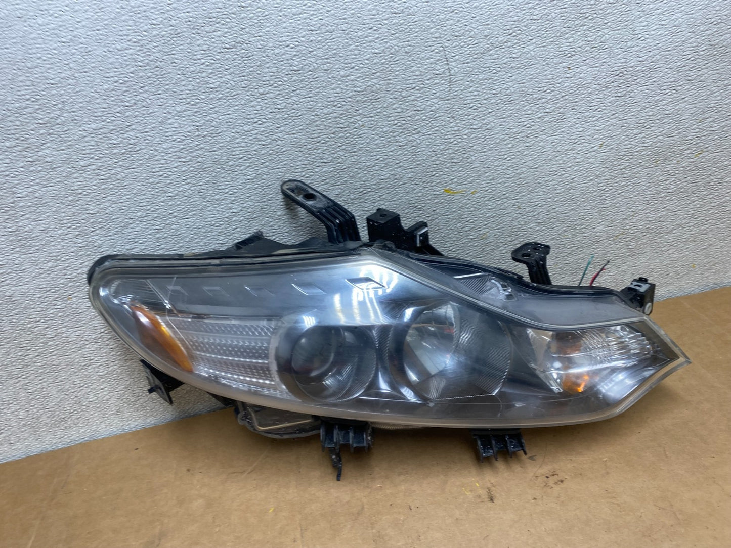 2011 to 2014 Nissan Murano Headlight Right Passenger Rh Oem Halogen X3686 DW0