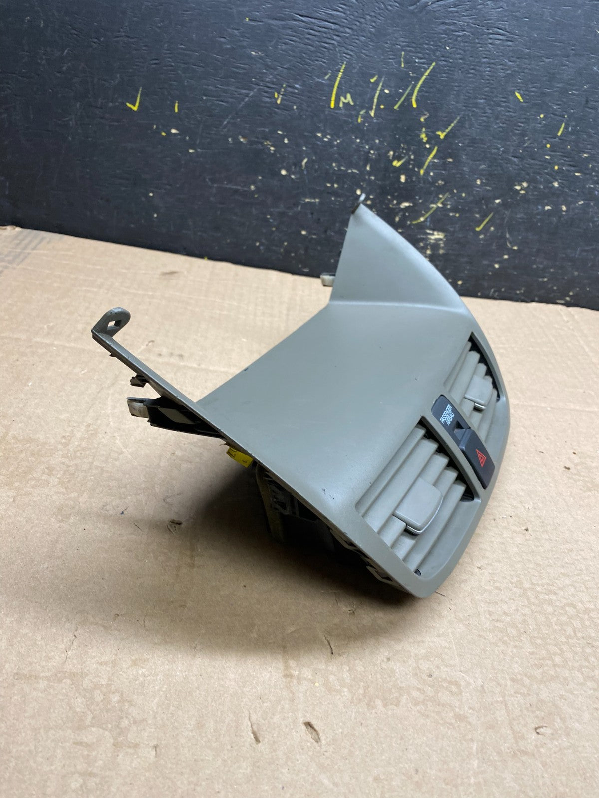2007 2008 2009 Acura Mdx Center Console Upper Air Vent Hazard Trim OEM Y9897 DG3