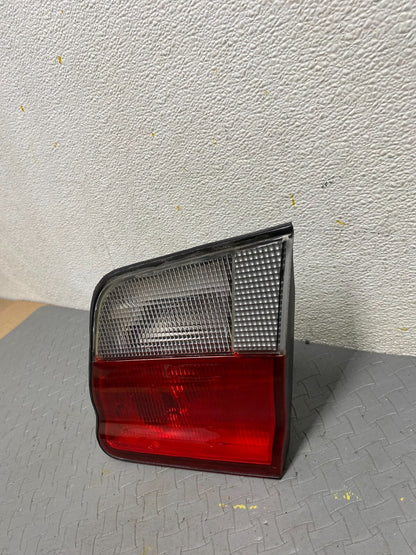 1995 1996 Nissan Maxima Right Passenger RH Side Inner Tail Light Oem A5096 DG11