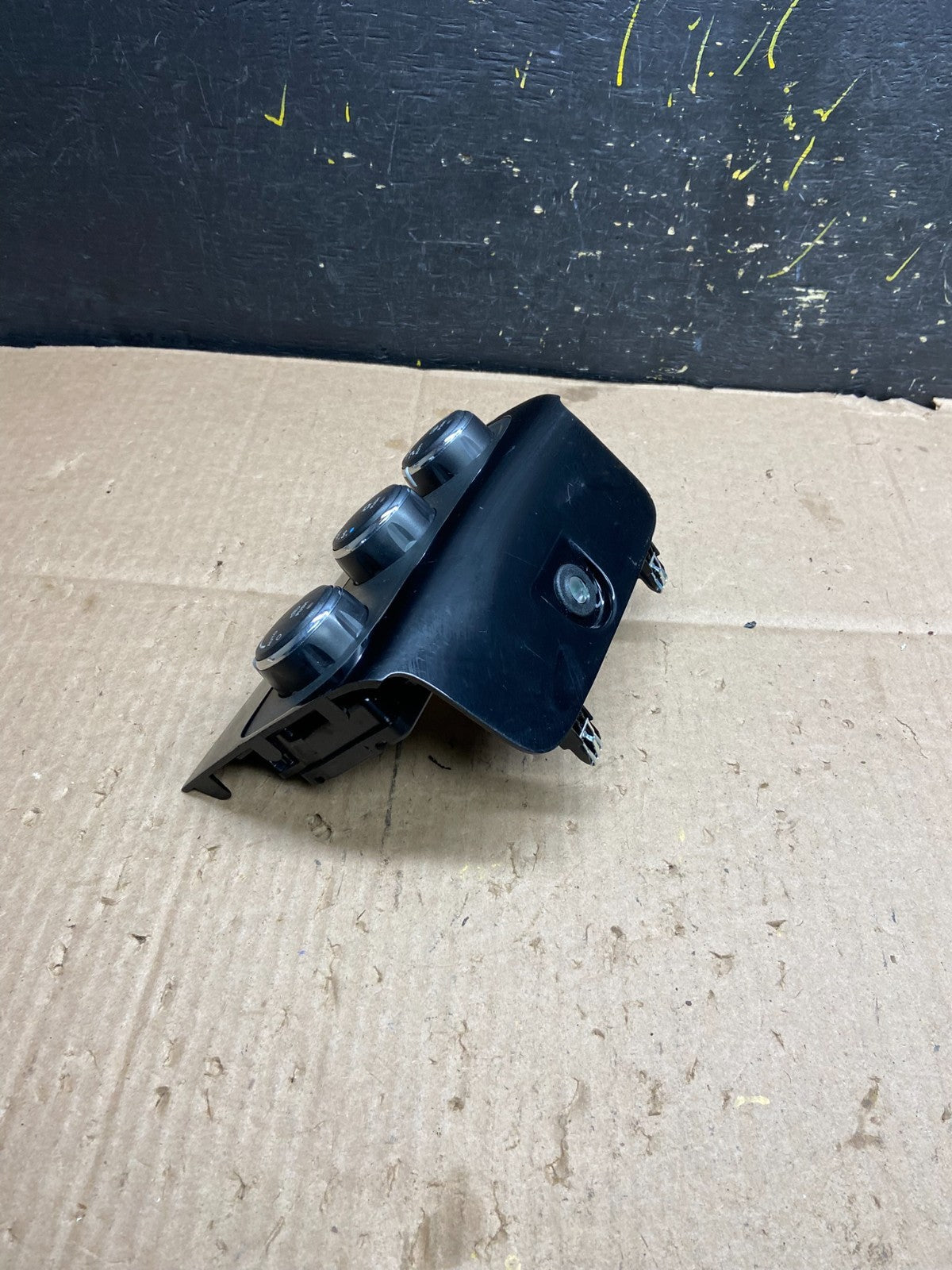 2011-2014 Chrysler 200 Heater AC Climate Switch Temperature Control Y5263 DG1