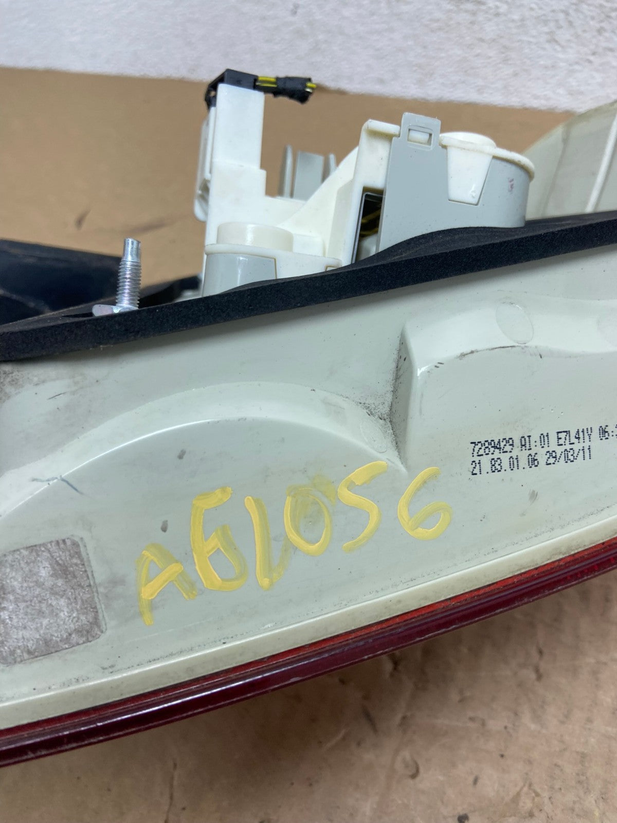 2009 2010 BMW 323i 325i 328i 335i 3 Series Left Driver Tail Light AG1056 LK6