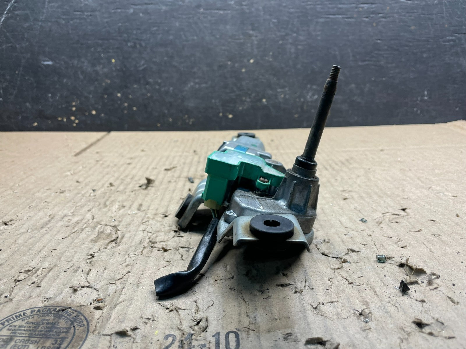 2008 to 2014 Subaru Impreza Hatchback Rear Wiper Motor V8836 PS4