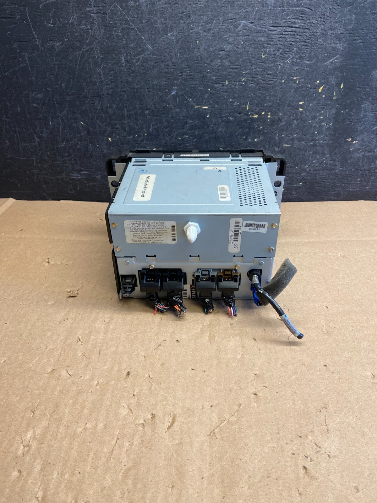 2011 2012 GMC Acadia Radio Display Screen AM/FM AUX AI6369 DG3