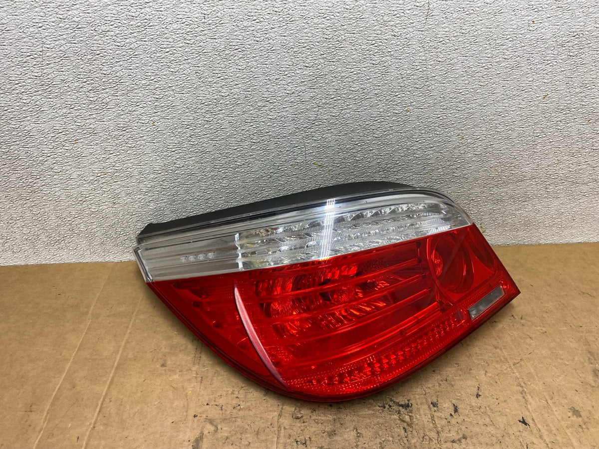 2008 2009 2010 BMW 5 525i 530i Left Driver Lh Tail Side Light T3658 DW0
