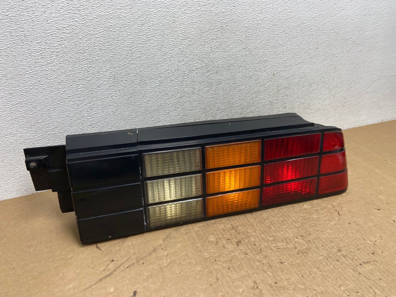 1982 to 1992 Chevrolet Camaro Right Passenger RH Side Tail Light AG1169 LK2