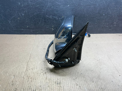 2003 - 2006 Chevrolet Silverado Suburban Right Turn Signal Door Mirror  P4496 DG4
