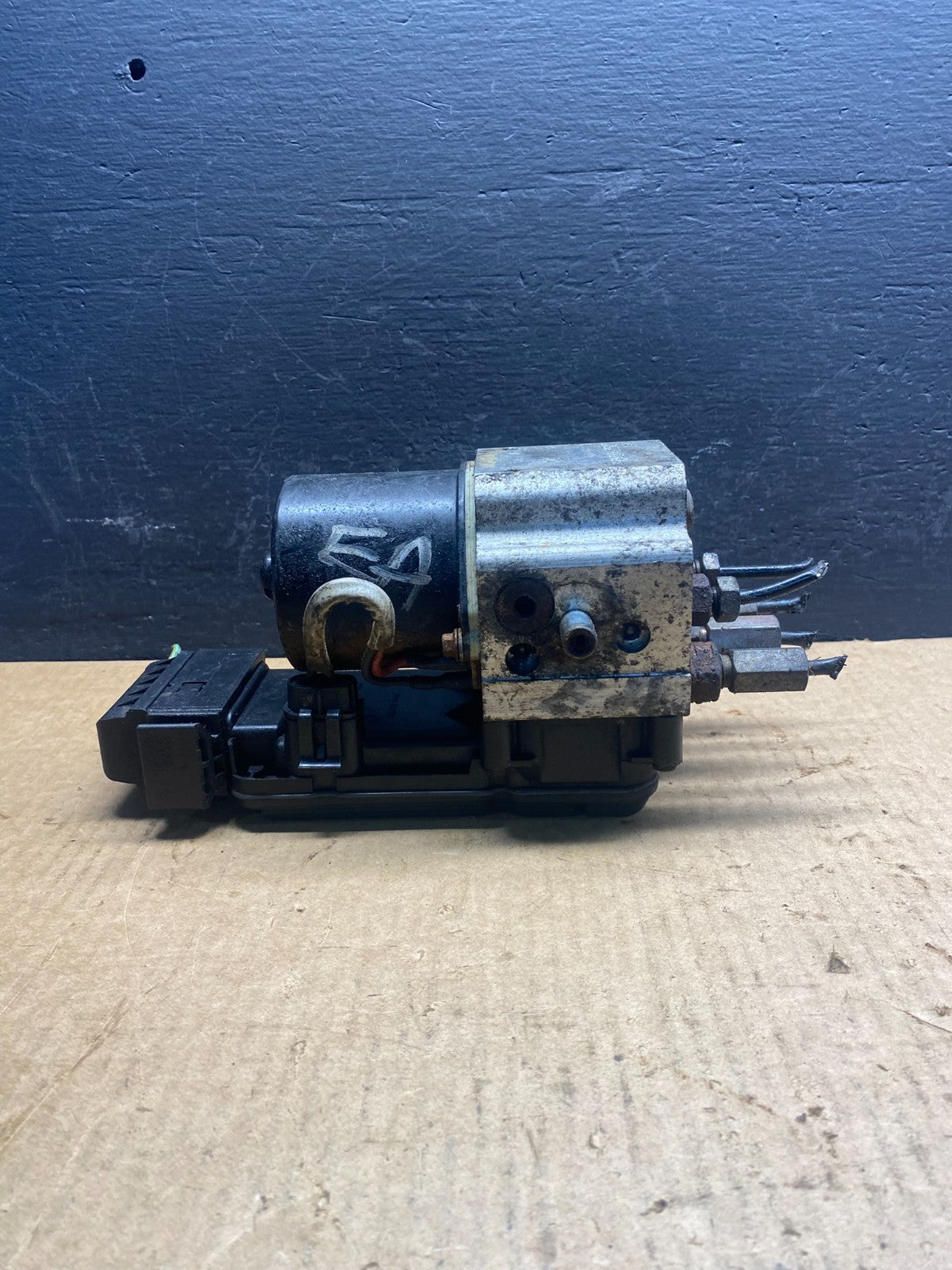 2006 2007 Ford E250 E350 Anti-Lock ABS Antilock Brake Pump AC7023 DG2