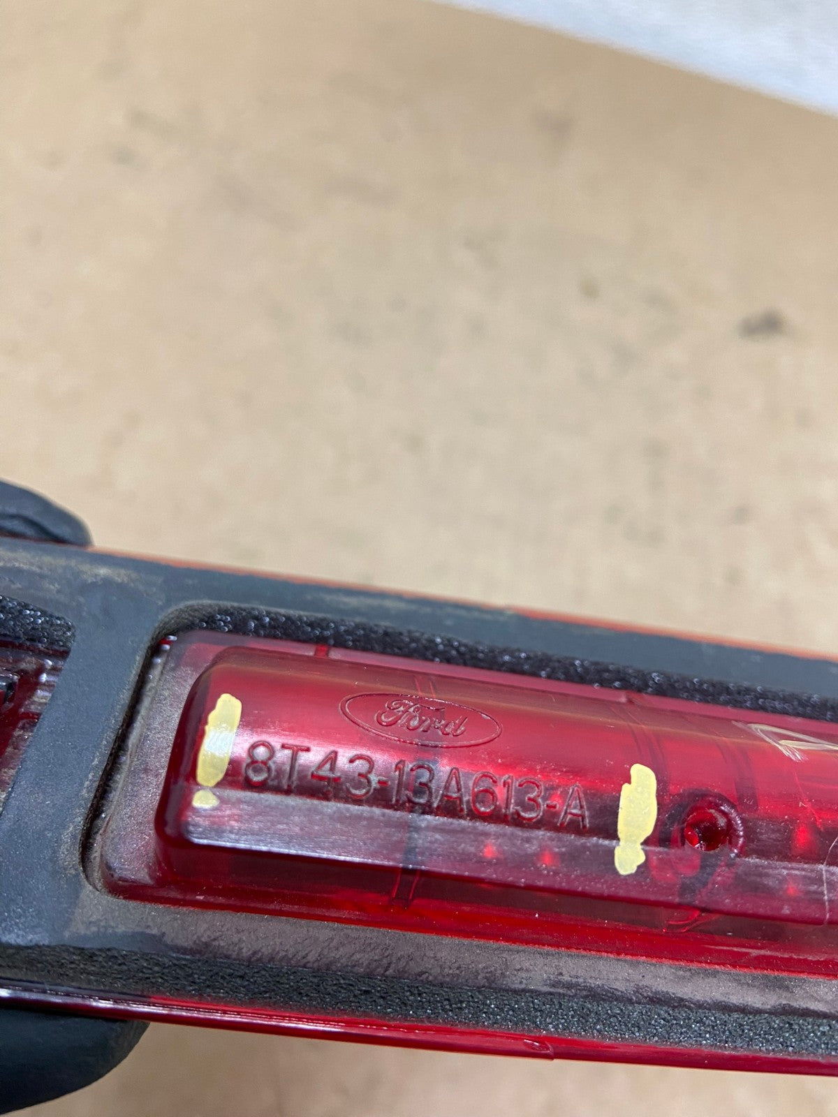 2007 to 2011 Ford Edge Rear Third Brake 3rd Light Lamp AI3711 LK7
