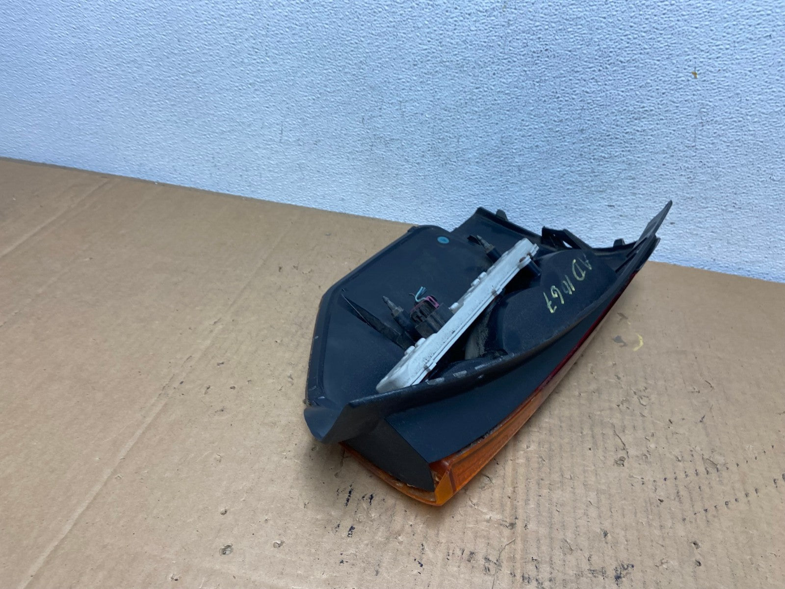 2002 to 2009 Gmc Envoy Left Driver Lh Side Tail Light AD1067 LK7