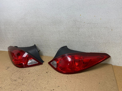 2006 - 2009 Pontiac G6 Coupe Left+Right Side Tail Lights OEM W5471 DW1