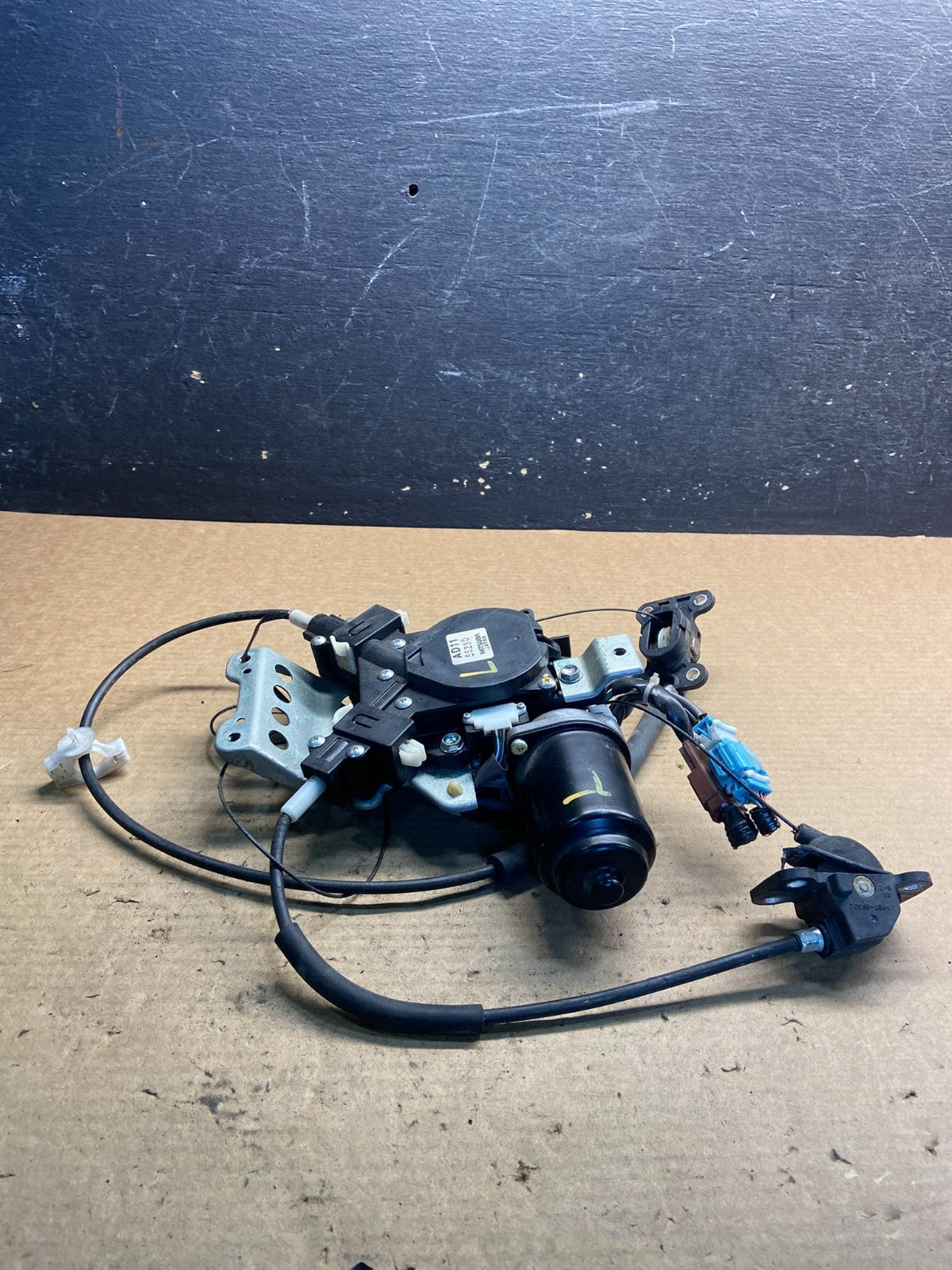 2005 - 2010 Honda Odyssey Rear Left Sliding Door Lock Actuator Motor AA0675 DG1