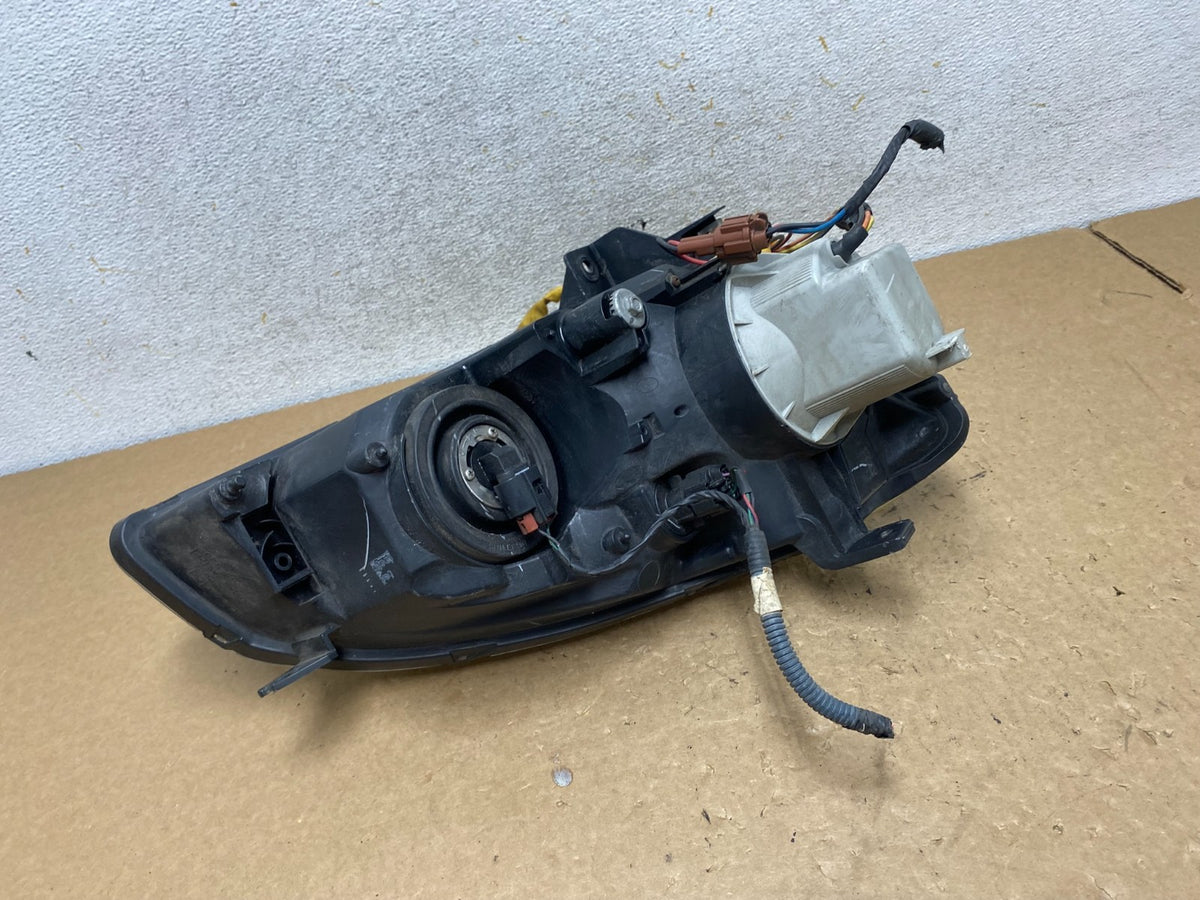 2002 to 2004 Nissan Altima Left Driver LH Side Halogen Headlight AI3720 DW6