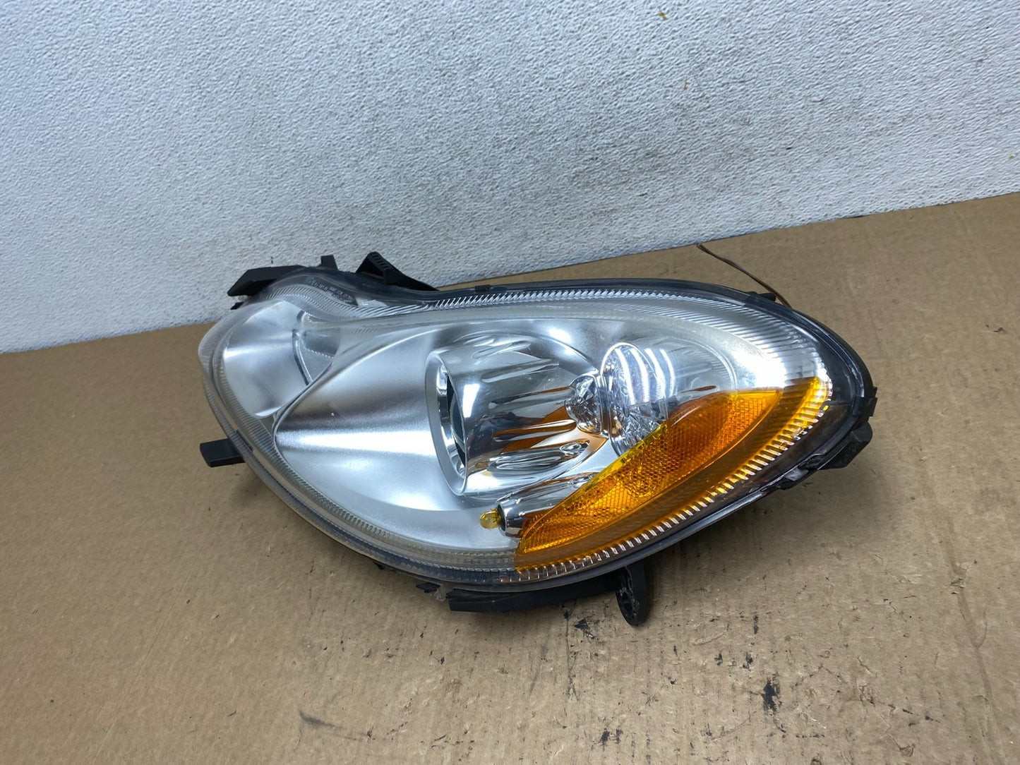 2008 - 2015 Smart Fortwo Left Driver LH Side Halogen Headlight AG2250 DW1