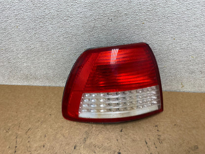2000 to 2001 Cadillac Catera Left Driver LH Side Tail Light S7722 DW0